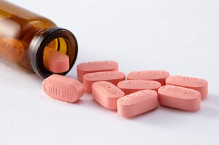 经典悲伤的签名86条（悲伤签名说说心情短语）