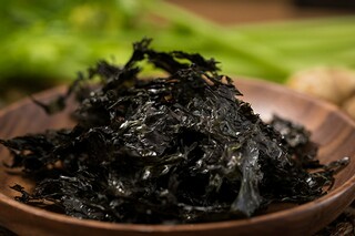 分析李贺诗中的“酒”意象